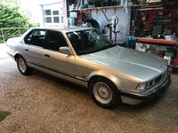Gebraucht BMW 735 160 PS (117 kW) 1992 Silber Limousine