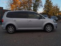 Gebraucht VW Touran Style 140 PS (102 kW) 2012 Silber Van / Kleinbus
