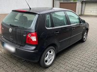 Gebraucht VW Polo 63 PS (46 kW) 2003 Schwarz Kleinwagen