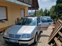 Gebraucht VW Bora 105 PS (77 kW) 2001 Grau Limousine