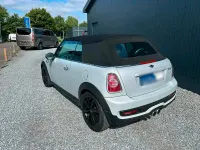 Gebraucht Mini Cooper S Cabriolet 184 PS (135 kW) 2012 Silber Cabrio