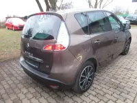 Gebraucht Renault Scénic III Bose Edition 131 PS (96 kW) 2013 Braun Van / Kleinbus
