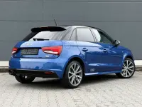 Gebraucht Audi A1 S-Line 95 PS (69 kW) 2018 Sepangblau perleffekt Kleinwagen