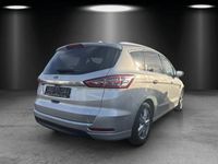 Gebraucht Ford S-MAX Titanium 150 PS (110 kW) 2022 Silber Van / Kleinbus
