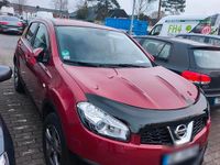 Gebraucht Nissan Qashqai 147 PS (108 kW) 2010 Rot SUV