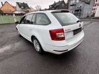 gebraucht Skoda Octavia 1.6 TDI COMBI ACTIVE 1 Hand