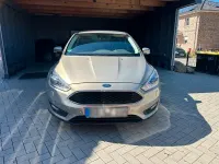 Gebraucht Ford Focus 125 PS (91 kW) 2016 Silber Kombi