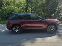 Gebraucht Jeep Grand Cherokee Summit 272 PS (200 kW) 2024 Rot SUV