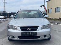 Gebraucht Hyundai Sonata 140 PS (102 kW) 2008 Silber Limousine