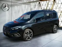 Gebraucht Mercedes T180 Progressive 116 PS (85 kW) 2025 Schwarz Van / Kleinbus