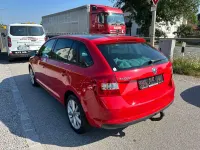Gebraucht Skoda Rapid Joy 90 PS (66 kW) 2016 Rot Kleinwagen