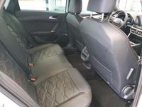 Gebraucht Seat Leon FR 204 PS (150 kW) 2023 Weiß Limousine