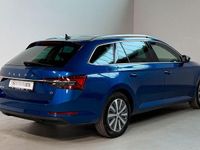 Gebraucht Skoda Superb Style 218 PS (160 kW) 2022 Blau Kombi
