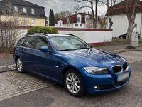 Gebraucht BMW 320 184 PS (135 kW) 2010 Blau Kombi