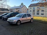 Gebraucht VW Golf IV 77 PS (56 kW) 1998 Silber Kleinwagen