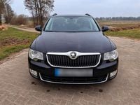Gebraucht Skoda Superb 140 PS (102 kW) 2013 Schwarz Kombi