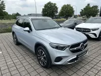 Gebraucht Mercedes GLC220 Avantgarde 197 PS (144 kW) 2023 Silber SUV