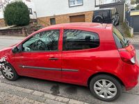 Gebraucht Renault Clio IV 75 PS (55 kW) 2012 Rot Limousine