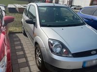 Gebraucht Ford Fiesta Style 75 PS (55 kW) 2004 Grau Kleinwagen