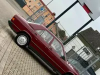 Gebraucht Mercedes 190 122 PS (89 kW) 1984 Rot Limousine
