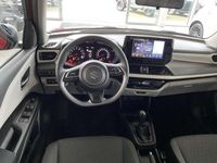 Gebraucht Suzuki Swift Comfort 83 PS (61 kW) 2024 Burning red pearl Kleinwagen