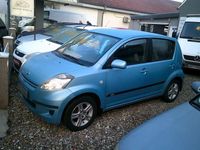 Gebraucht Daihatsu Sirion 91 PS (66 kW) 2008 Blau Kleinwagen