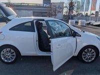 Gebraucht Opel Corsa Color Edition 101 PS (74 kW) 2011 Weiß Kleinwagen