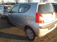 Gebraucht Nissan Pixo Acenta 68 PS (50 kW) 2011 Silber Kleinwagen