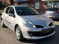 Gebraucht Renault Clio II Rip Curl 75 PS (55 kW) 2007 Silber Limousine