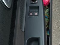 Second-hand VW Golf 140 CP (102 kW) 2008 Negru Coupe