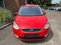 Gebraucht Ford Galaxy Ghia 140 PS (102 kW) 2009 Rot Van / Kleinbus