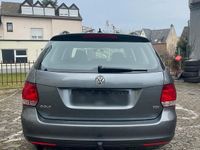 Gebraucht VW Golf VI 105 PS (77 kW) 2011 Grau Kleinwagen
