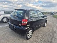 Second-hand VW Fox 55 CP (40 kW) 2006 Negru Hatchback