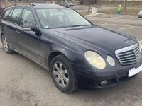Gebraucht Mercedes E220 Classic 170 PS (125 kW) 2007 Blau Kombi