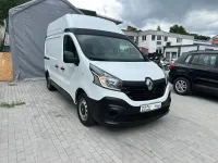 Gebraucht Renault Trafic Komfort 145 PS (106 kW) 2018 Gletscherweiss Van / Kleinbus