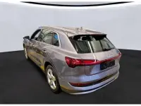 Gebraucht Audi e-tron Advanced 230 kW (313 PS) 2022 Taifungrau metallic SUV