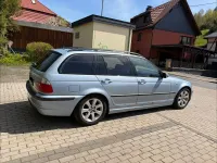 Gebraucht BMW 325 Basis 192 PS (141 kW) 2005 Blau Kombi