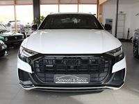 Gebraucht Audi Q8 S-Line 286 PS (210 kW) 2023 Andere SUV