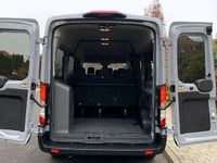 Gebraucht Ford Transit Limited 131 PS (96 kW) 2025 Grau Van / Kleinbus