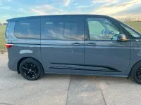 Gebraucht VW Multivan Edition 150 PS (110 kW) 2025 Grau Van / Kleinbus