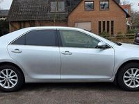 Gebraucht Toyota Camry 181 PS (133 kW) 2015 Grau Limousine