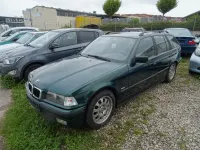 Gebraucht BMW 323 170 PS (125 kW) 1999 Grün Kombi