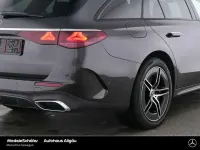 Usata Mercedes E300 Premium 313 CV (230 kW) 2024 Grigio Station wagon