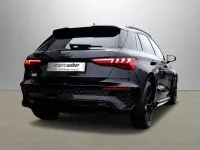 Gebraucht Audi RS3 Sportback Ambiente 400 PS (294 kW) 2024 Mythosschwarz metallic Kleinwagen