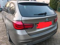 Gebraucht BMW 320 Efficient Dynamics 190 PS (139 kW) 2017 Andere farben Kombi
