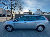 Gebraucht Ford Focus Style 101 PS (74 kW) 2010 Silber Limousine