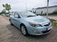 Gebraucht Opel Astra Cosmo 160 PS (117 kW) 2010 Grün Limousine
