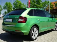 Gebraucht Skoda Rapid Ambition 95 PS (69 kW) 2017 Grün Kleinwagen