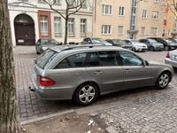 Gebraucht Mercedes E220 Avantgarde 170 PS (125 kW) 2009 Grau Kombi