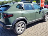 Neu Dacia Duster 120 PS (88 kW) 2026 Lichen kaki SUV
